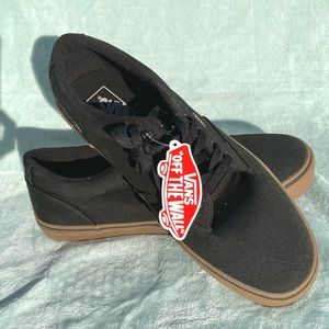 NWT Winston Vans